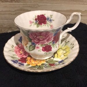 Vintage Royal Albert - Random Harvest Series SOMERSET